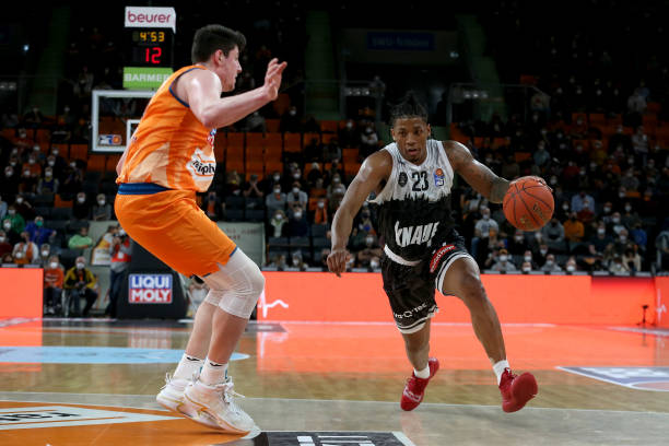 赛中的判罚 赛中的判罚